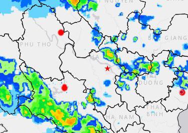 Cảnh báo mưa lớn cục bộ, dông, lốc khu vực nội thành Hà Nội