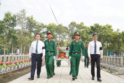 Tây Ninh: xúc động lễ truy điệu và an táng 172 hài cốt liệt sĩ 