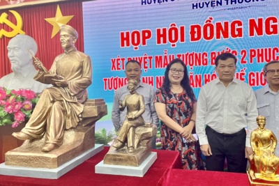 Huyện Thường Tín: xét duyệt bước 2 mẫu tượng Đại thi hào Nguyễn Du