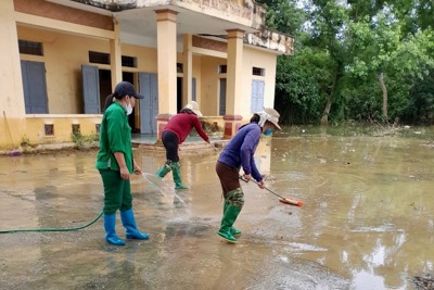 Hà Nội: mực nước các sông đang xuống, số hộ dân bị ngập tiếp tục giảm