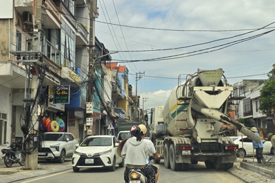 Quảng Ninh: sự cẩu thả của nhà thầu thi công tuyến đường tại TP Uông Bí