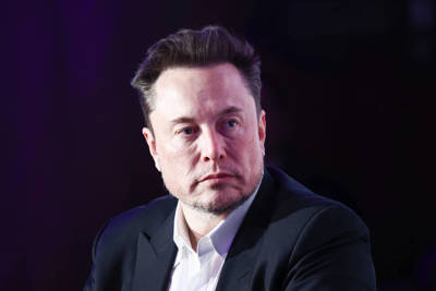 Elon Musk tái khởi kiện OpenAI