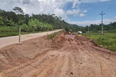 Thi đua 200 ngày đêm hoàn thành nâng cấp đoạn Km18-Km80 quốc lộ 4B