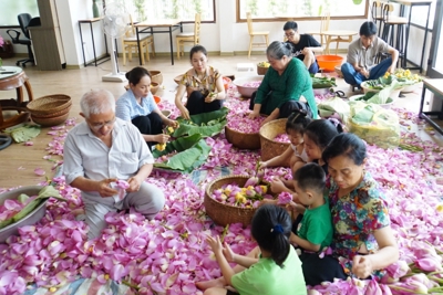 Nghề ướp trà sen Quảng An là Di sản văn hoá phi vật thể Quốc gia