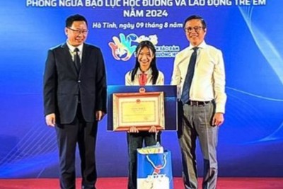 Bắc Giang: một học sinh đoạt giải Nhất cuộc thi vẽ tranh học đường