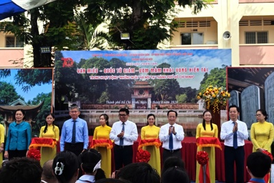 Triển lãm “Văn Miếu - Quốc Tử Giám - Ươm mầm khát vọng hiền tài”