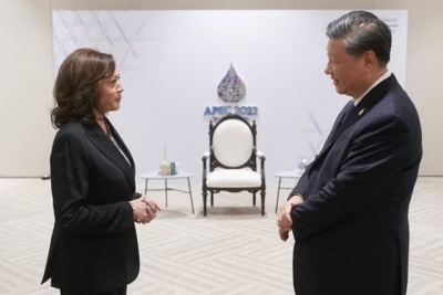 Nước Mỹ chọn ông Trump hay bà Harris, Trung Quốc đều "đau đầu"