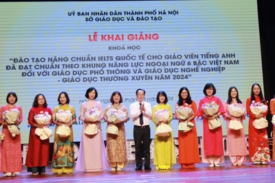 Nâng chất giáo viên dạy tiếng Anh