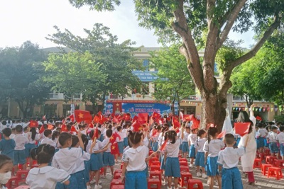 Nghệ An: hơn 926 nghìn học sinh đến trường khai giảng năm học mới