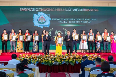 Trung tâm Ngọc Ân lọt Top 10 Sao Vàng Thương hiệu đất Việt 2024