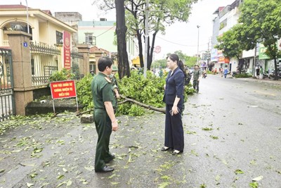 Huyện Gia Lâm: huy động 1.600 người ứng phó bão số 3