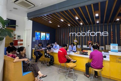 MobiFone hoàn thành hỗ trợ đợt 1 số tiền 50 tỷ đồng cho khách hàng 