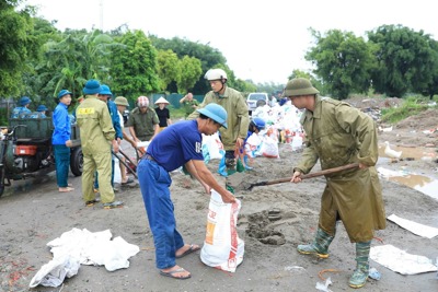 Huyện Thanh Trì: khắc phục kịp thời sự cố sau mưa bão