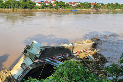 Phú Thọ: triển khai trục vớt cầu Phong Châu, tìm kiếm nạn nhân mất tích