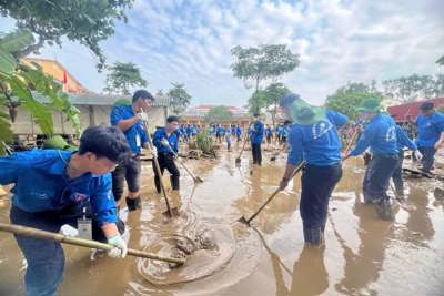 Hơn 35.000 lượt đoàn viên, sinh viên Hà Nội tham gia khắc phục hậu quả bão