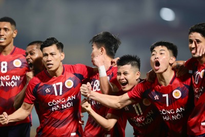 Trực tiếp bóng đá TP Hồ Chí Minh vs CAHN lúc 19 giờ 15 ngày 16/11