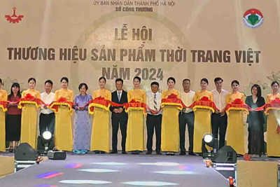 Khai mạc Lễ hội Thương hiệu sản phẩm thời trang Việt Nam 2024