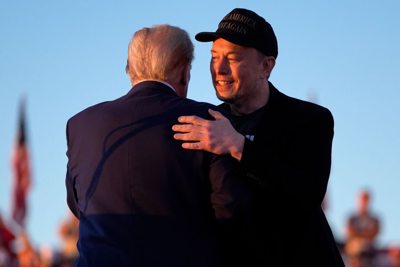 Ông Trump có "tự bắn vào chân" khi đặt niềm tin vào tỷ phú Elon Musk?