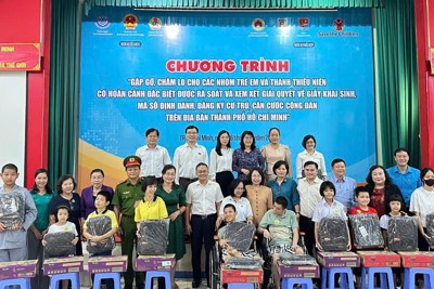 Cấp giấy khai sinh, đăng ký cư trú cho trẻ em có hoàn cảnh đặc biệt