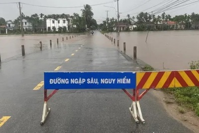 Mưa lớn kéo dài, Thừa Thiên Huế đối mặt nguy cơ ngập lụt trên diện rộng