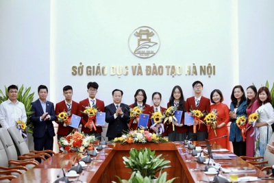 Hà Nội tổ chức lễ xuất quân đội tuyển thi Olympic Khoa học trẻ (IJSO) 2024