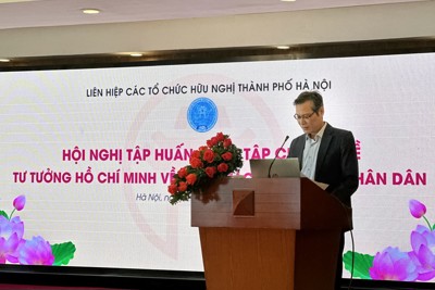 Phát huy tư tưởng Hồ Chí Minh trong công tác đối ngoại Nhân dân