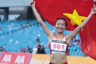 Nguyễn Thị Oanh lần thứ 2 phá kỷ lục marathon quốc gia trong năm 2024