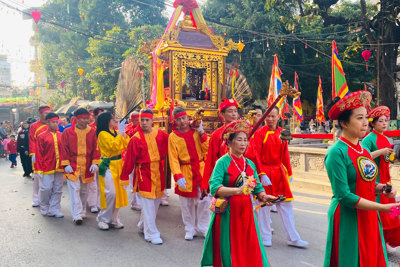 Lan toả giá trị văn hoá truyền thống và tôn vinh sản phẩm làng nghề