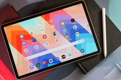 Chọn iPad Gen 10, Galaxy Tab S9 hay Xiaomi Pad 7 cho dịp tết 2025