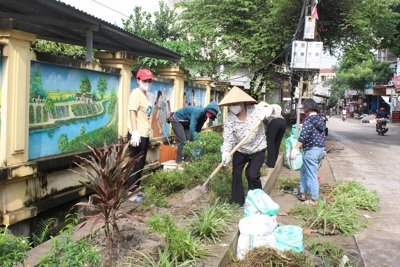 Huyện Chương Mỹ: người dân chung tay bảo vệ môi trường sáng, xanh, sạch, đẹp