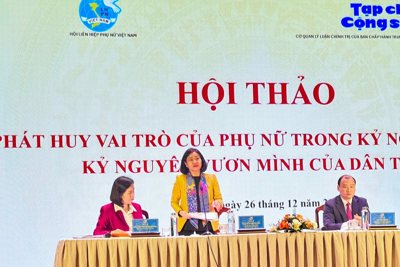 Phát huy trí tuệ, vai trò của phụ nữ trong kỷ nguyên vươn mình của dân tộc