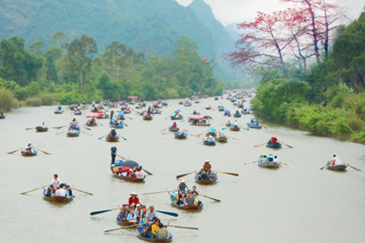 Phục vụ tốt nhất cho du khách về tham quan Lễ hội Chùa Hương 2025