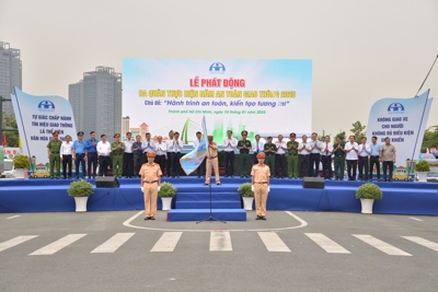 TP Hồ Chí Minh ra quân phát động năm An toàn giao thông 2025