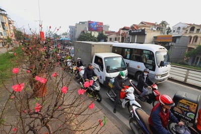 Thủ tướng Chính phủ yêu cầu tăng cường bảo đảm trật tự, ATGT dịp Tết Nguyên đán