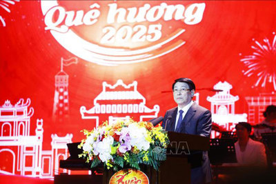 Chủ tịch nước Lương Cường dự chương trình nghệ thuật Xuân Quê hương 2025