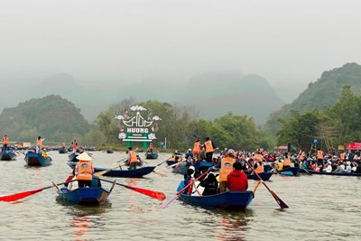 Lễ hội chùa Hương - điểm đến du lịch, văn hóa, truyền thống Việt