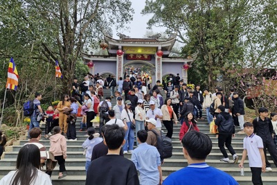 Hà Tĩnh: du Xuân ở “Hoan Châu đệ nhất danh lam”