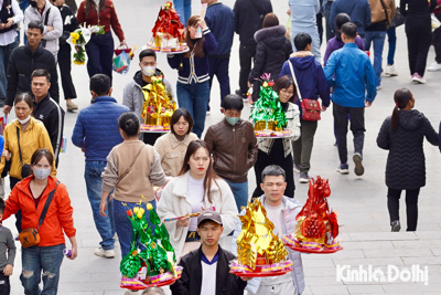 Thủ tướng yêu cầu không tổ chức du Xuân, chúc Tết trong giờ làm việc 