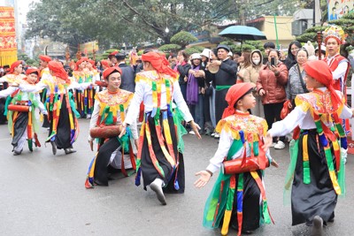 Hà Nội: kiểm soát chặt chẽ hàng quán bán tại các lễ hội