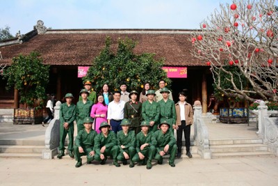 Nghệ An: tân binh hào hứng chờ đợi giây phút lên đường làm nhiệm vụ