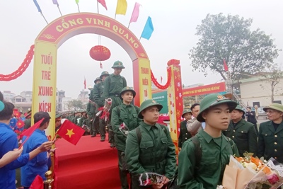 Quốc Oai: 189 tân binh nô nức lên đường nhập ngũ