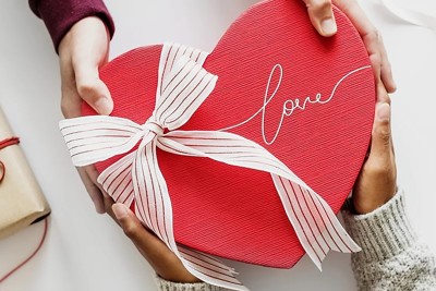 Quà Valentine 14/2 độc đáo, ý nghĩa tặng người yêu thương