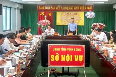 Vĩnh Long: Gần 400 cán bộ chủ động nộp đơn xin nghỉ hưu 