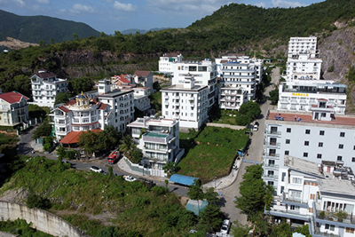 Nha Trang tiến hành cưỡng chế biệt thự xây vượt tầng tại dự án Ocean View Nha Trang