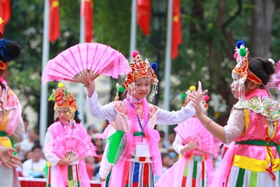 Giới trẻ với đam mê văn hóa truyền thống