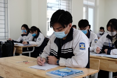 Hà Nội: Những học sinh khối 12 không đến trường vẫn được đảm bảo quyền lợi học tập
