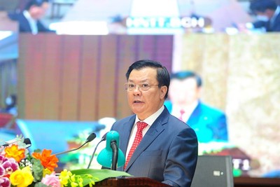 Bí thư Thành ủy Hà Nội Đinh Tiến Dũng: Tính toán để điều trị F0 nhẹ tại nhà ở cả 4 quận lõi nếu đủ điều kiện