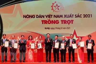 Vinh danh 63 nông dân Việt Nam xuất sắc năm 2021
