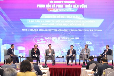 Diễn đàn Kinh tế Việt Nam 2021: Hỗ trợ đào tạo, chuyển đổi nghề cho người lao động