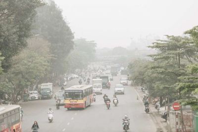 Ngày cuối tuần chất lượng không khí tại Hà Nội tiếp tục chuyển xấu